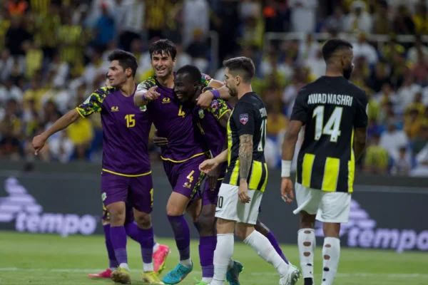 الشرطة العراقي والاتحاد السعودي في مواجهة مصيرية بدوري أبطال آسيا للنخبة .. بث مباشر